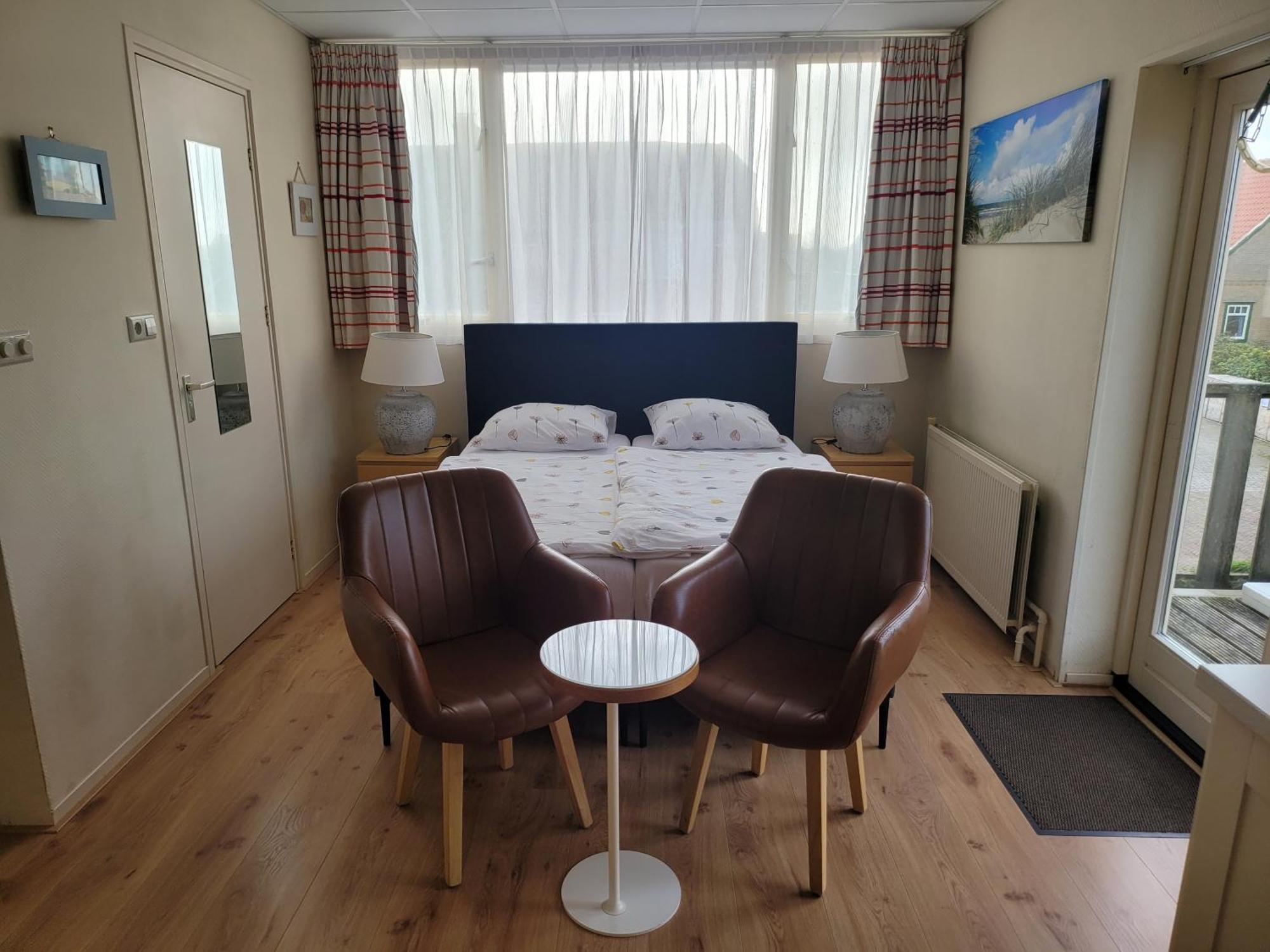 Pension Canberra Bergen aan Zee Exteriör bild
